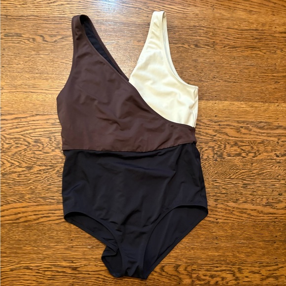 SOLID & STRIPED Other - Solid & Striped the Ballerina swimsuit, size Large